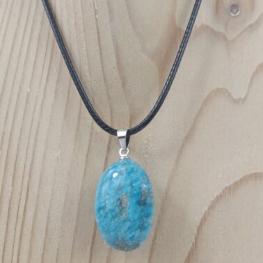 Collier pierre naturelle roulée Apatite bleue qualité A