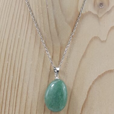 Collier Pierre Roulée Aventurine Verte naturelle avec chaîne argentée – Qualité A