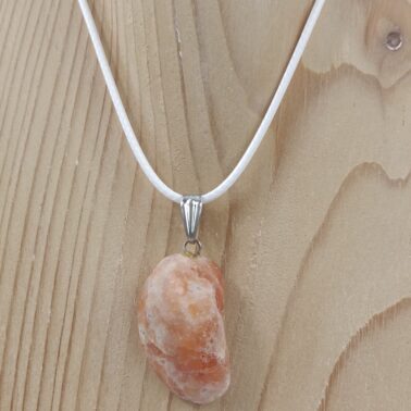 Collier pierre roulée Calcite orange qualité