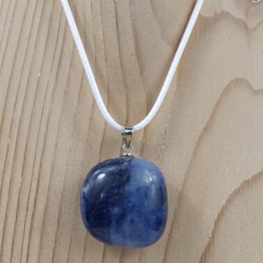 Pierre naturelle roulée en Sodalite qualité A