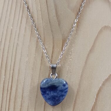 Collier cœur en pierre naturelle Sodalite