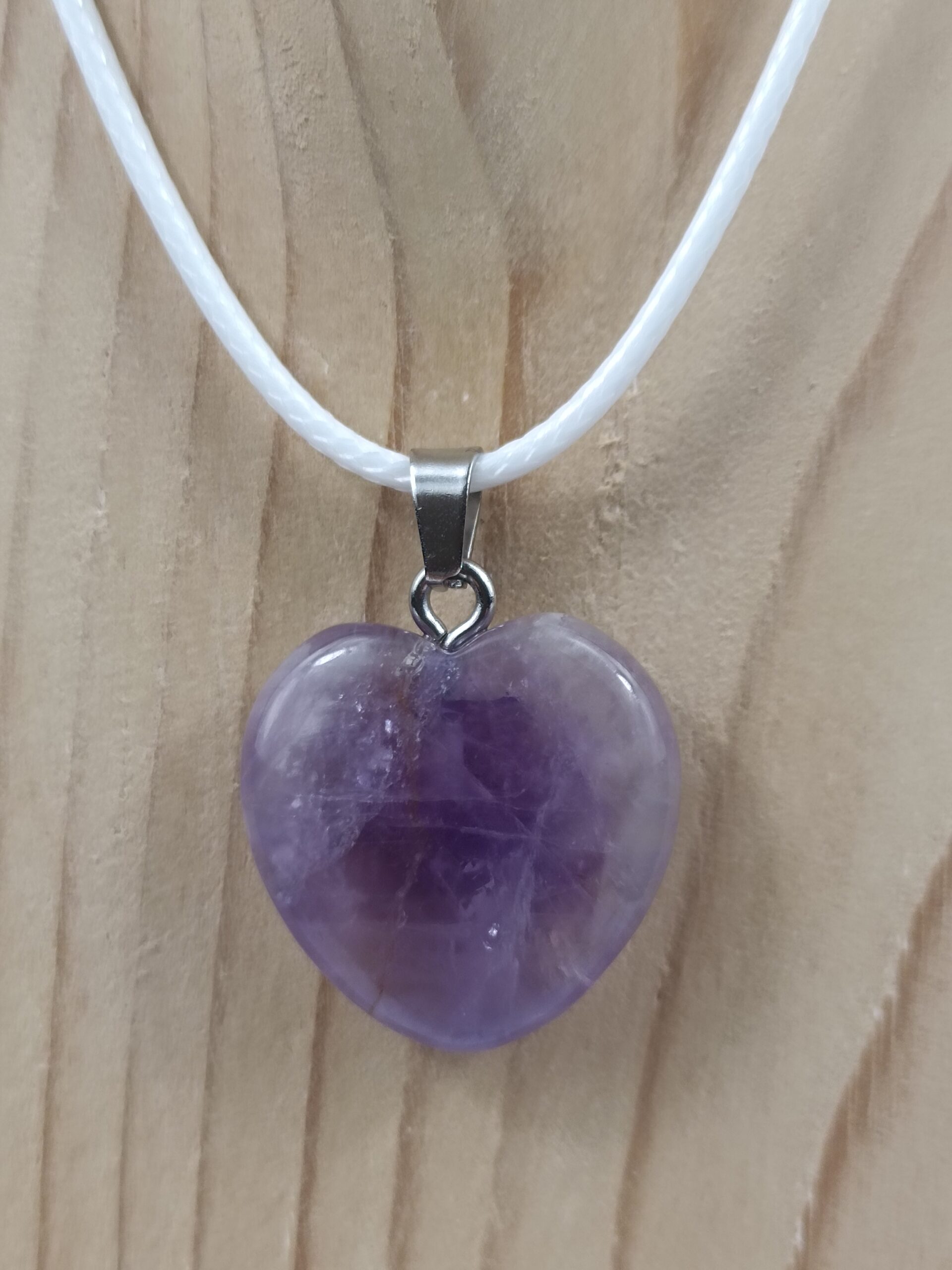 Collier pierre naturelle Améthyste en forme de cœur – Image 2