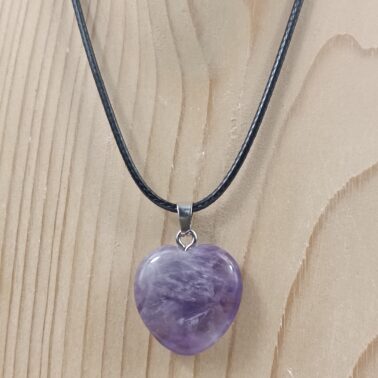 Collier pierre naturelle Améthyste en forme de cœur 2x2 cm