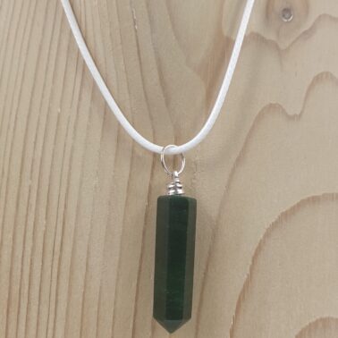 Collier pendentif pointe en pierre naturelle Aventurine verte
