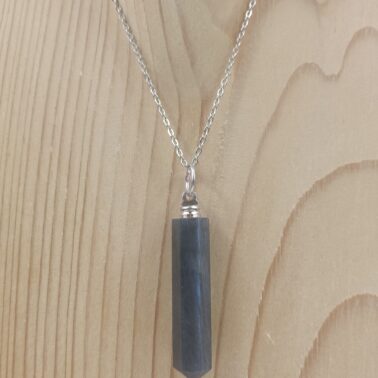 Collier pendentif pointe en pierre naturelle Labradorite qualité A