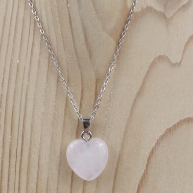 Collier cœur en Quartz Rose naturel avec chaîne argentée – Qualité A