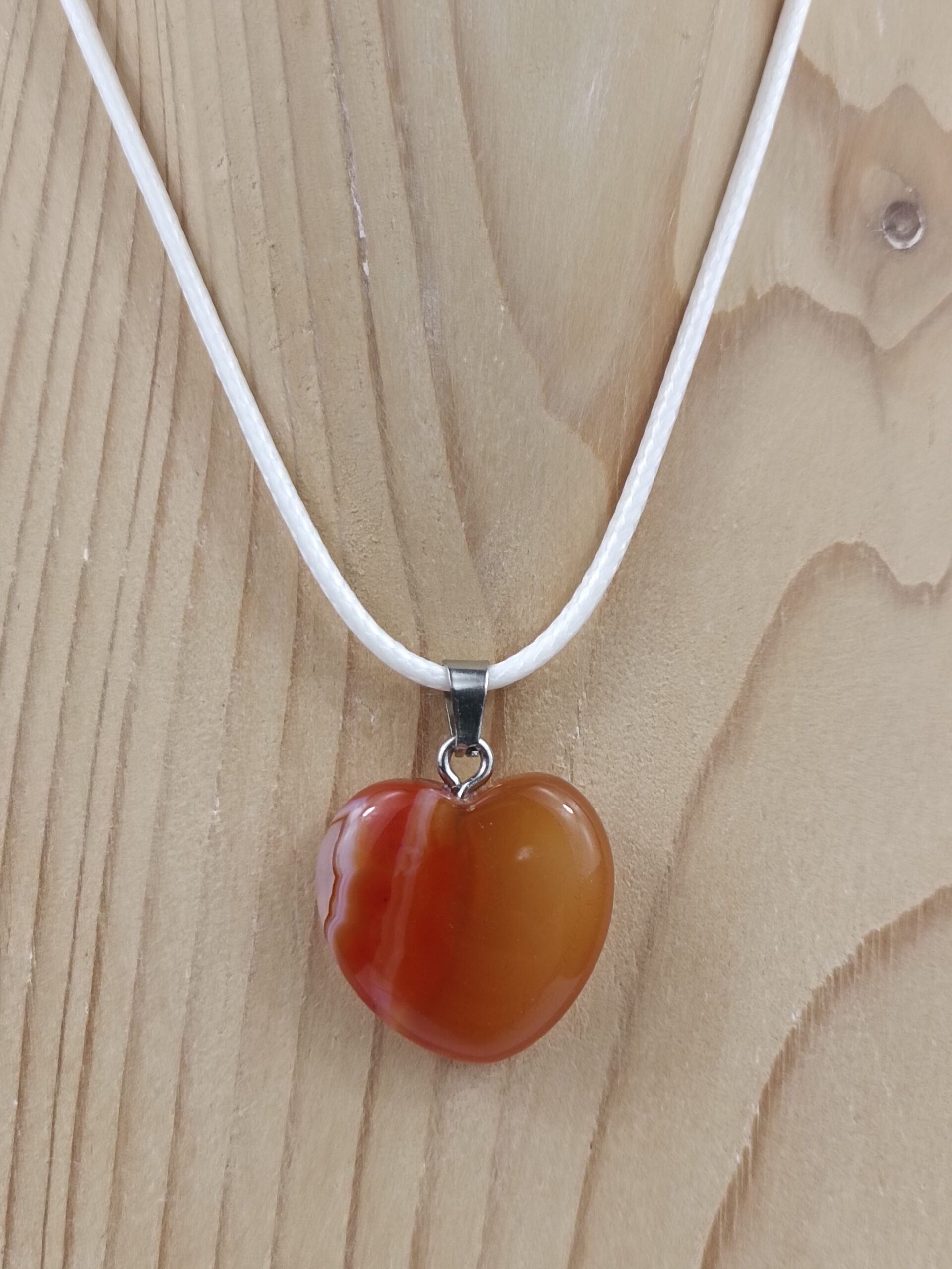 Collier Cornaline cœur 2 x 2 cm pierre naturelle