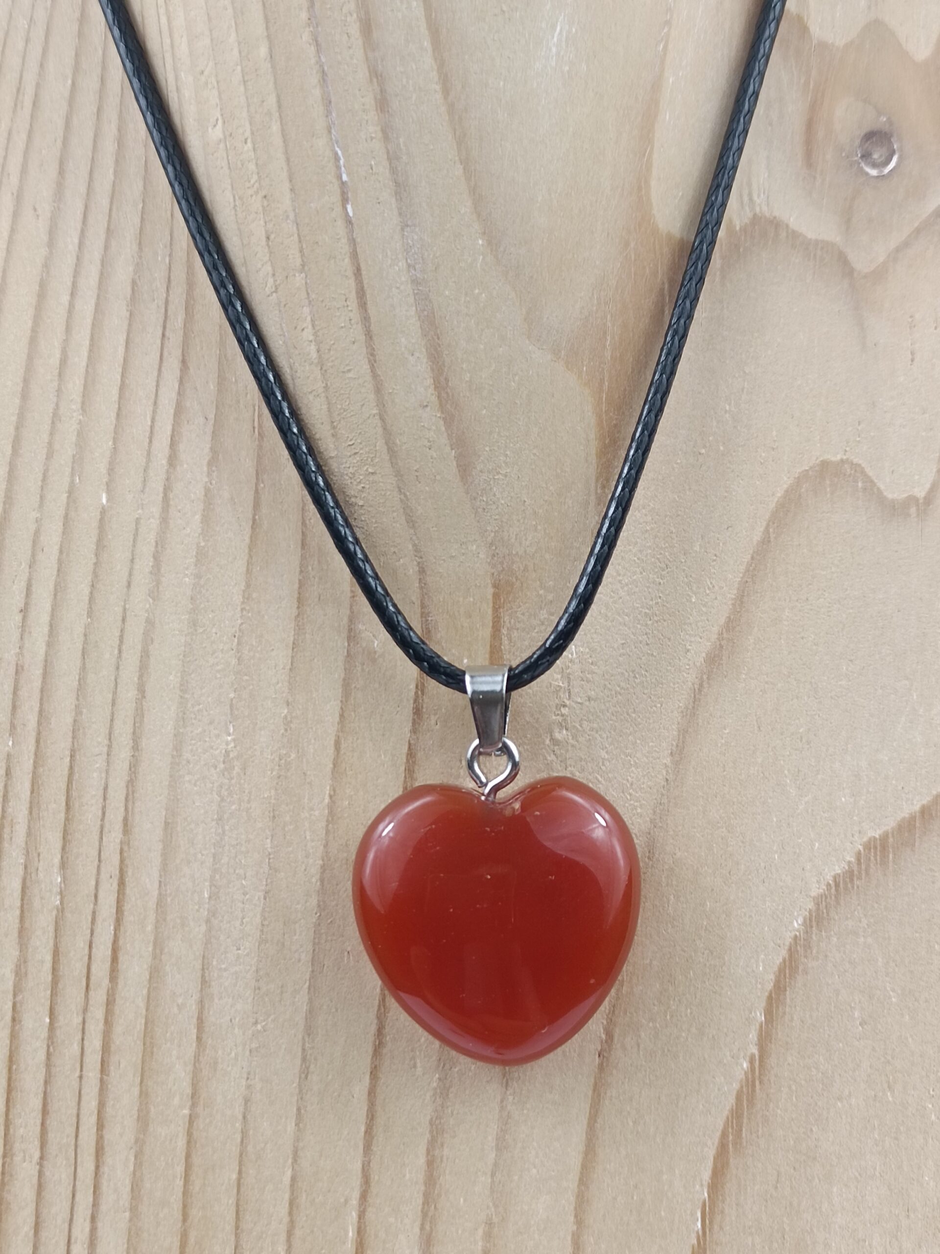 Collier Cornaline cœur 2 x 2 cm pierre naturelle