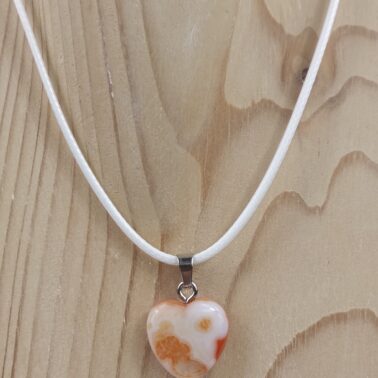 Collier pierre naturelle Cornaline en forme de cœur