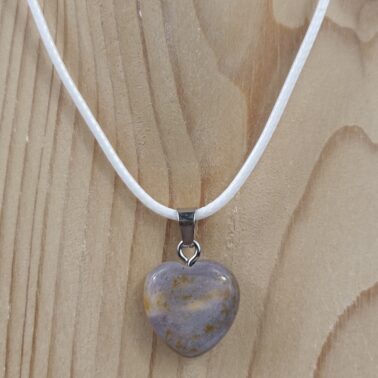 Collier en forme de cœur en jaspe mokaïte pierre naturelle