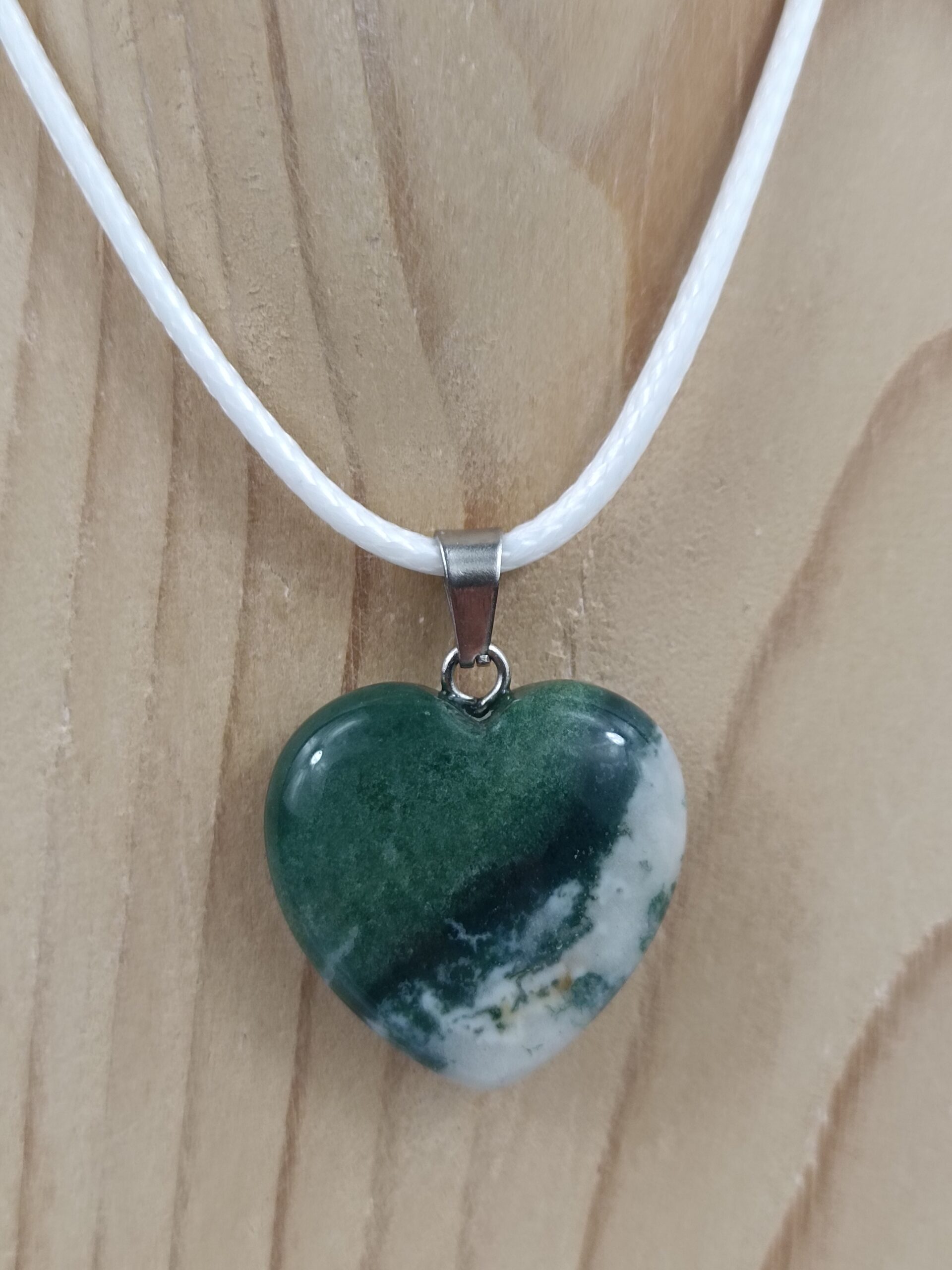 Collier pierre naturelle Agate mousse en forme de cœur – Image 2