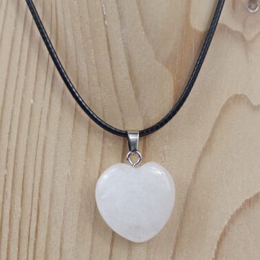 Collier Cristal de Roche en forme de cœur