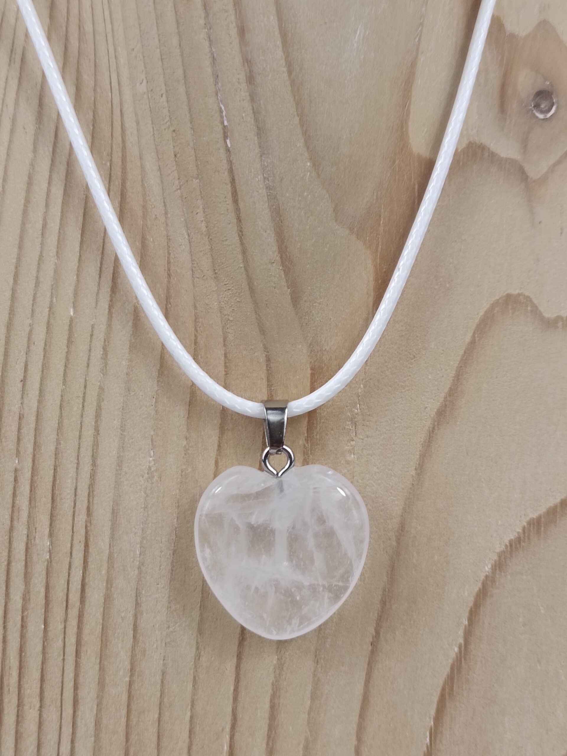 Collier Cristal de Roche en forme de cœur