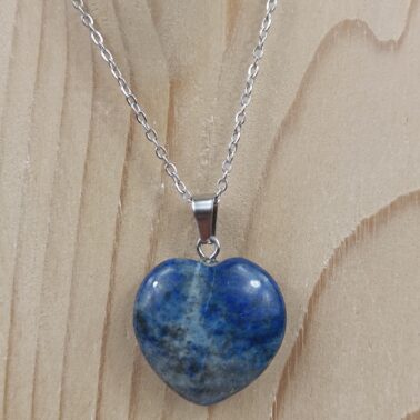 Collier cœur en lapis lazuli pierre naturelle, provenant d'Afghanistan
