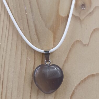 Collier cœur en Agate du Botswana naturelle avec cordon blanc – Qualité A