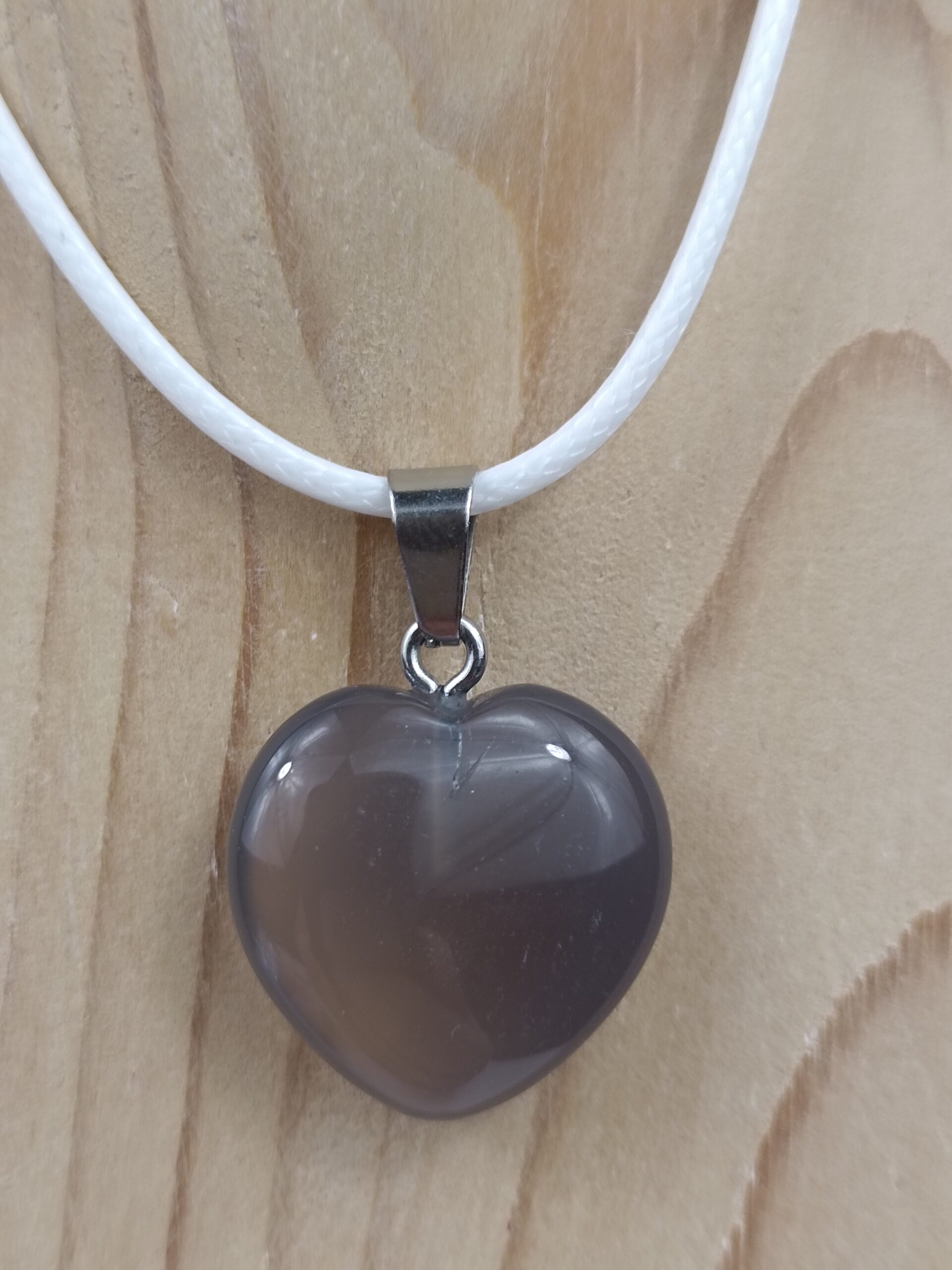 Collier cœur en Agate du Botswana naturelle avec cordon blanc – Qualité A – Image 2