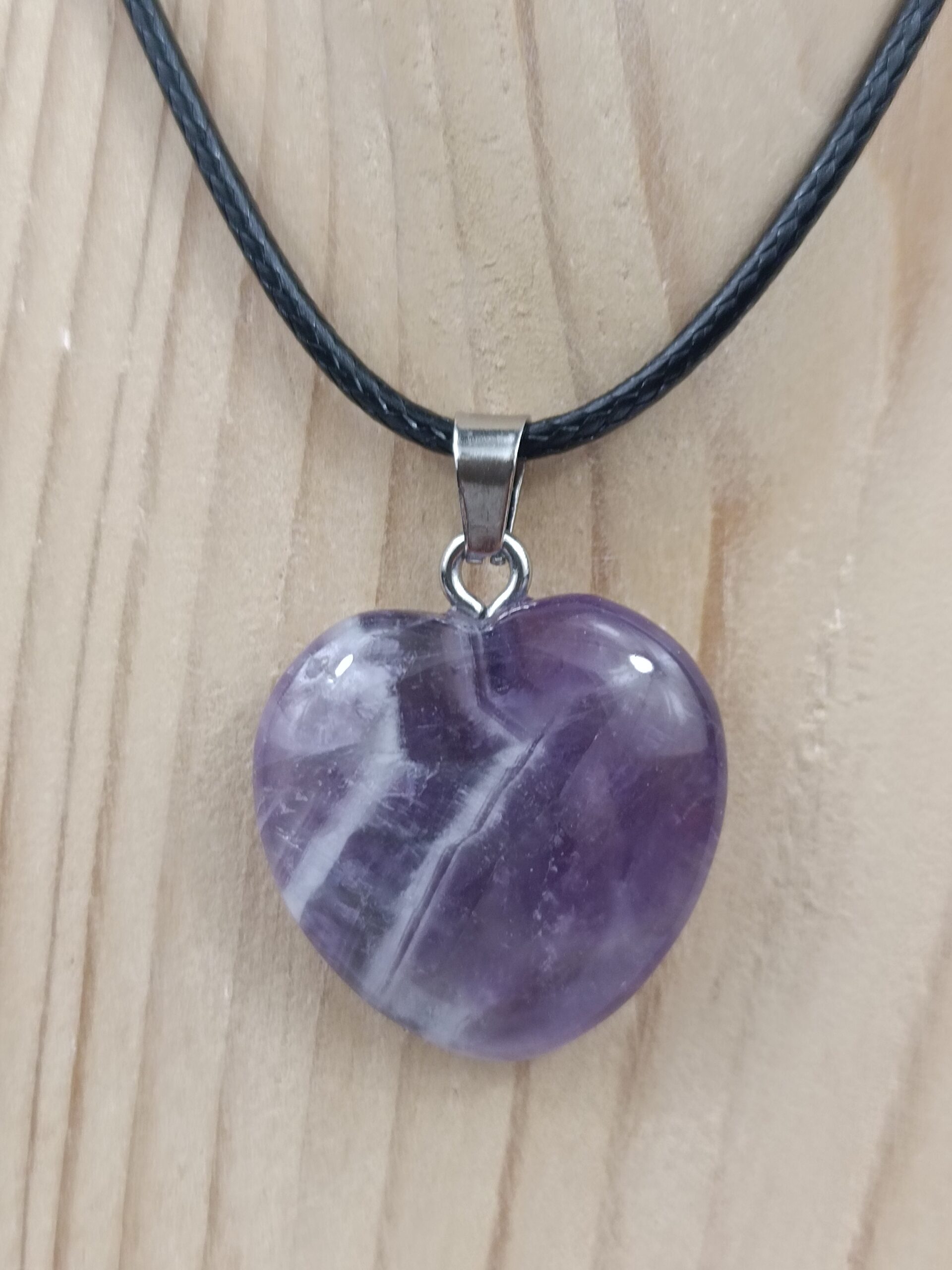 Collier cœur 2x2 cm pierre naturelle Améthyste rubanée – Image 3
