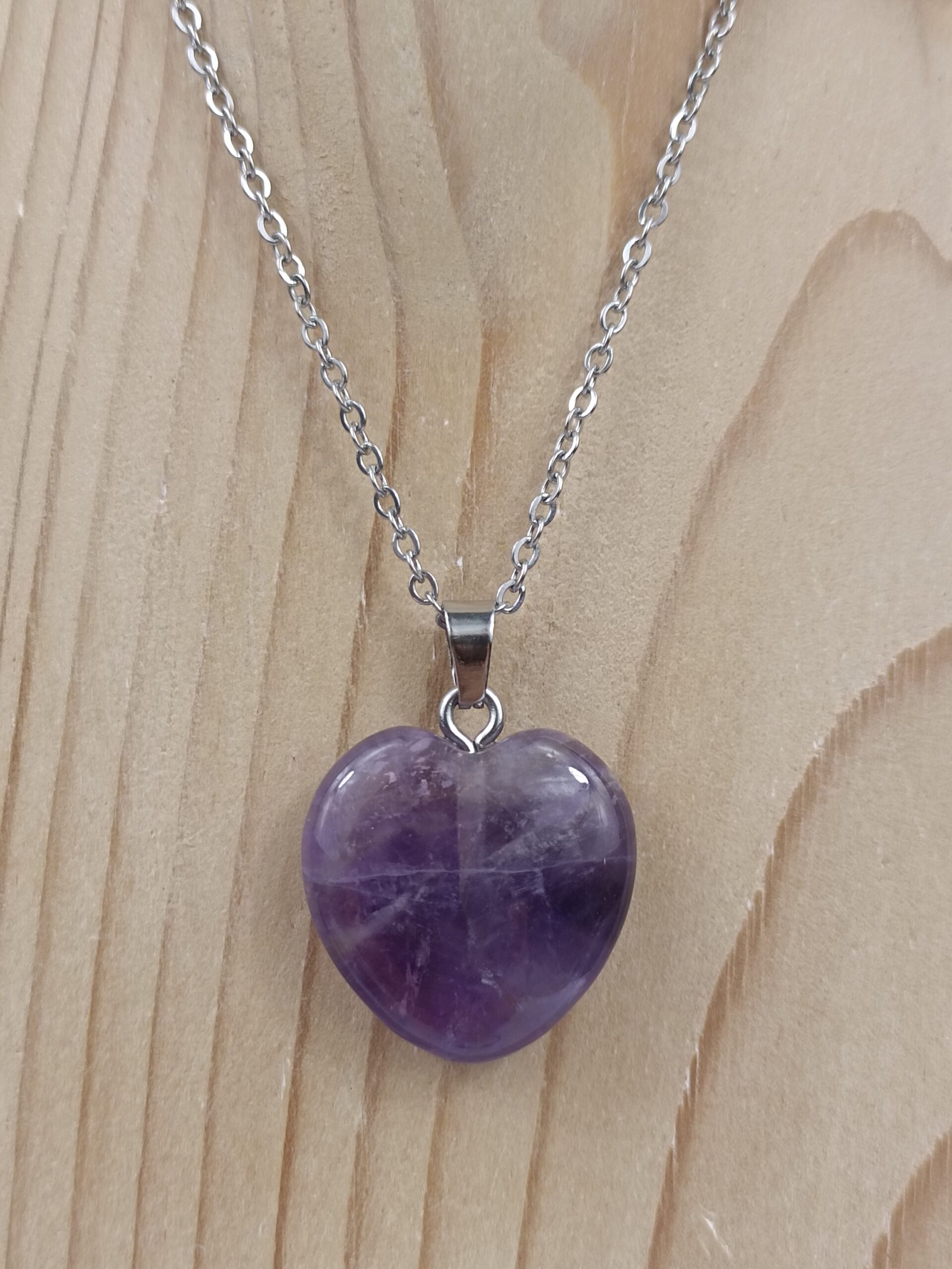 Collier pierre naturelle cœur 2x2 cm Améthyste rubanée