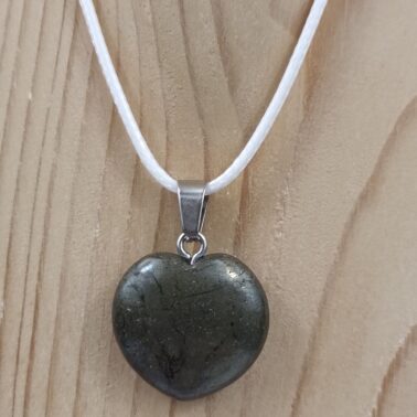 Collier cœur en Pyrite pierre naturelle – Provenance Pérou