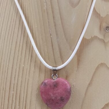 Collier cœur 2x2 cm pierre naturelle Rhodonite
