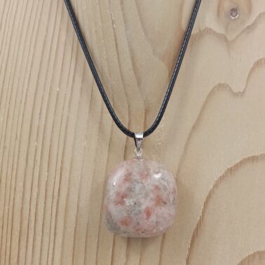 Collier pierre roulée pierre de soleil belle qualité A