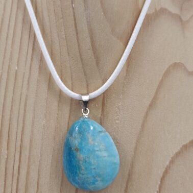 Collier pierre naturelle roulée Apatite bleue qualité A