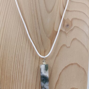 Collier pointe Agate mousse pierre naturelle – Qualité A