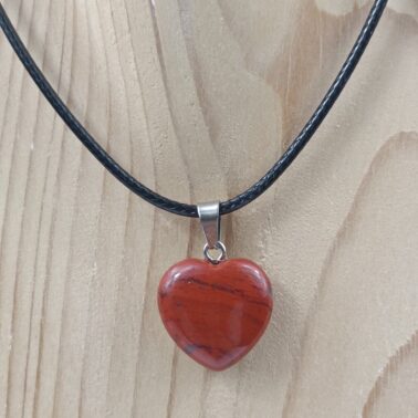 Collier cœur en Jaspe Rouge pierre naturelle
