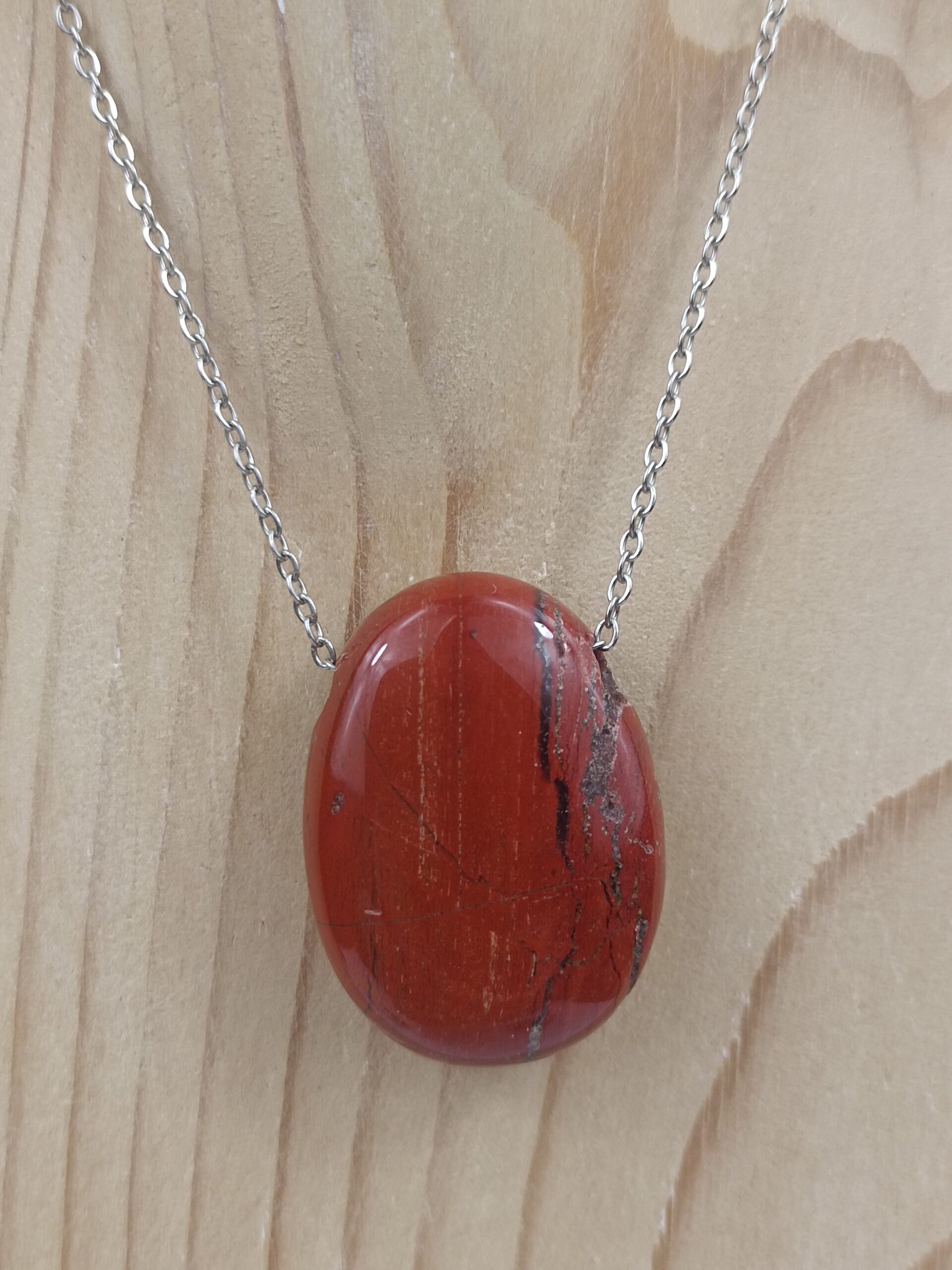 Collier pierre percée en pierre naturelle Jaspe rouge – Image 3