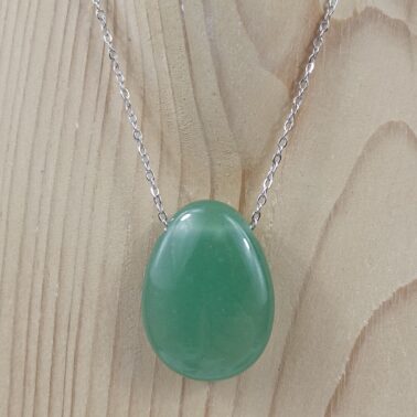 Collier Pierre percée en Aventurine verte, provenance du Brésil