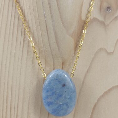 Collier Pierre percée en Aventurine bleue, provenance du Brésil