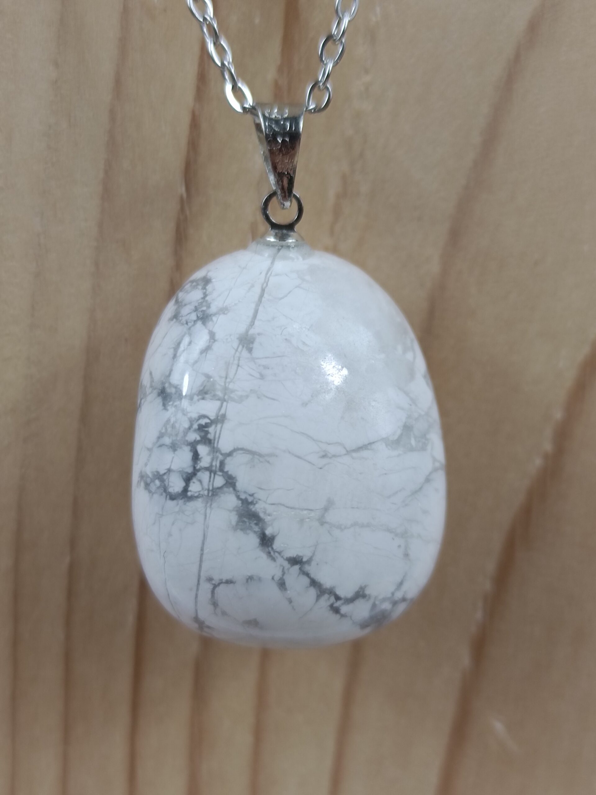 Collier Pierre roulée en Howlite blanche, provenance du Zimbabwe – Image 2