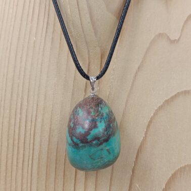 Collier Pierre roulée en Chrysocolle qualité A provenance du Pérou