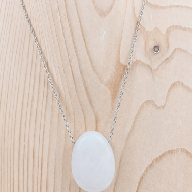 Collier pierre percée en Cristal de roche provenance du Brésil