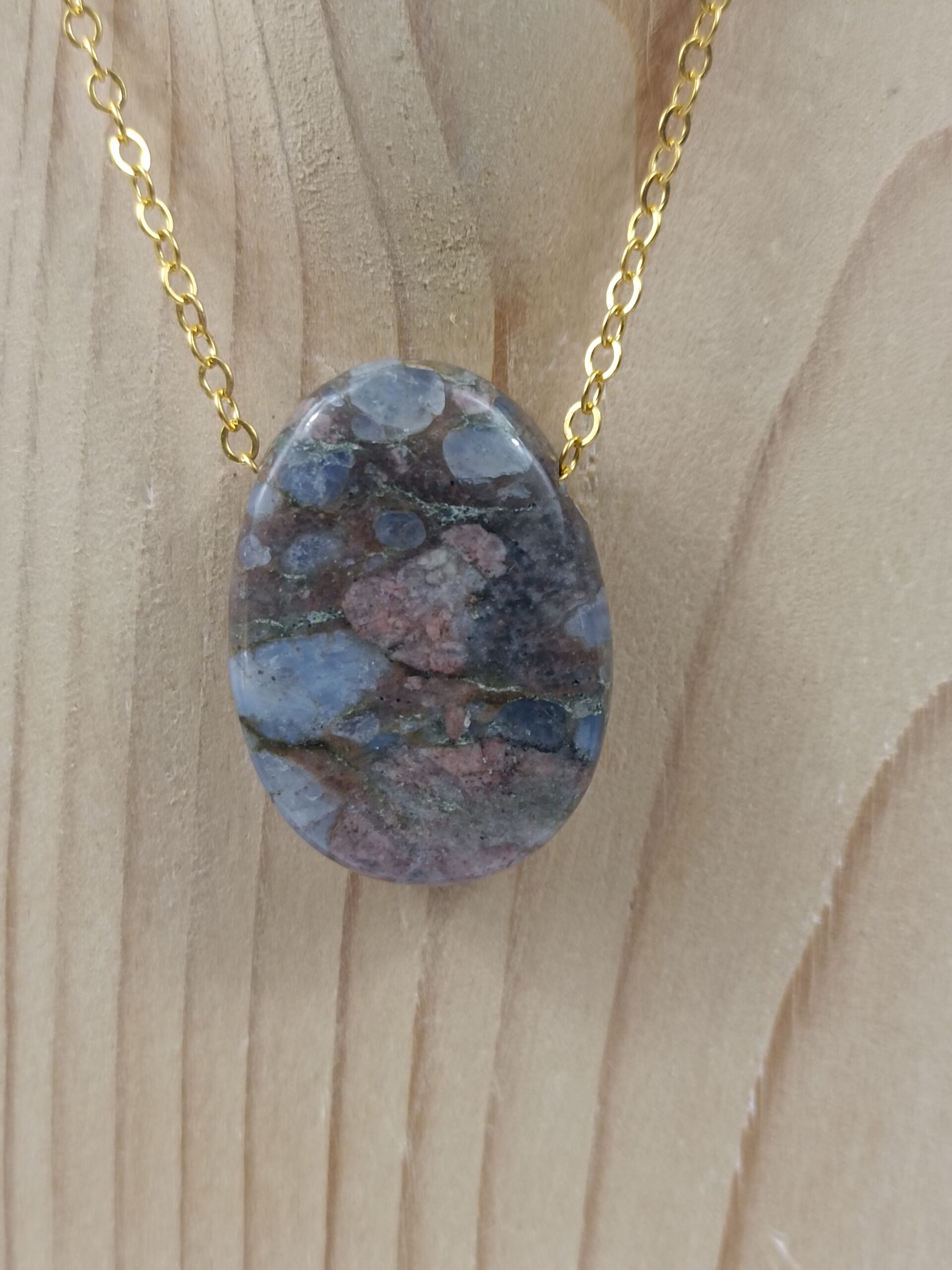 Collier Libérite Bleue qualité A provenance d'Afrique du sud – Image 2