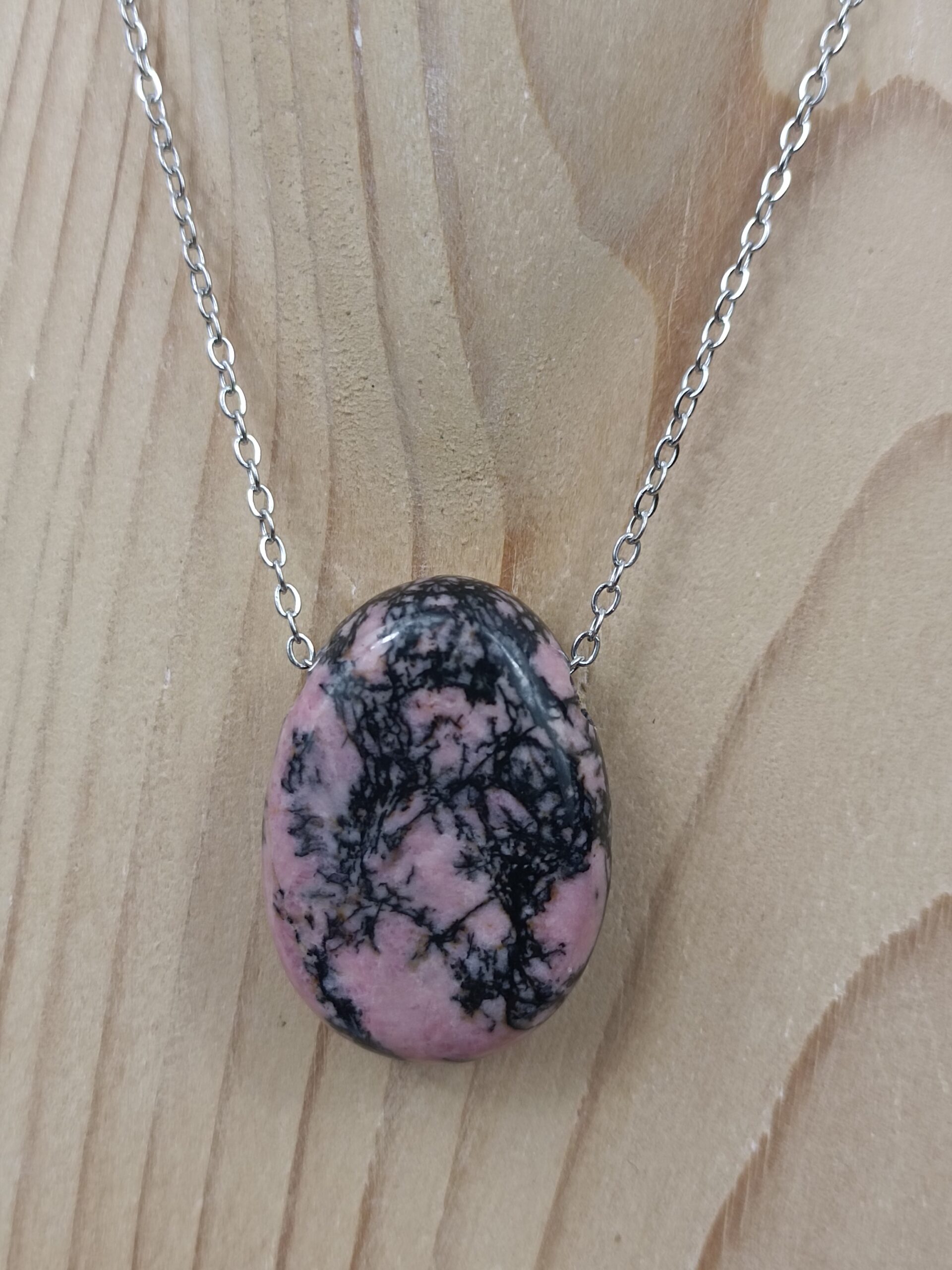 Collier Rhodonite pierre percée naturelle qualité A – Image 2